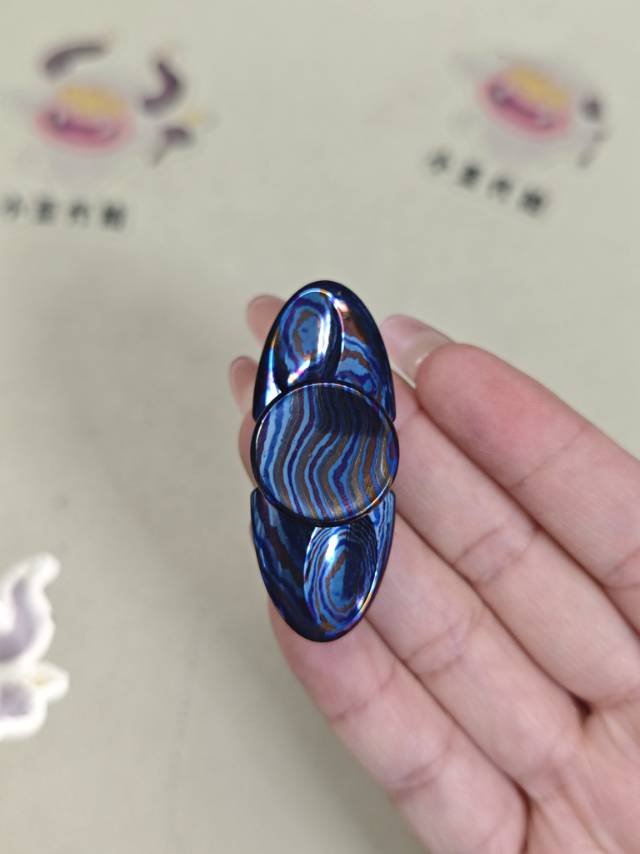 Dragonfly Zirconium Zircuti