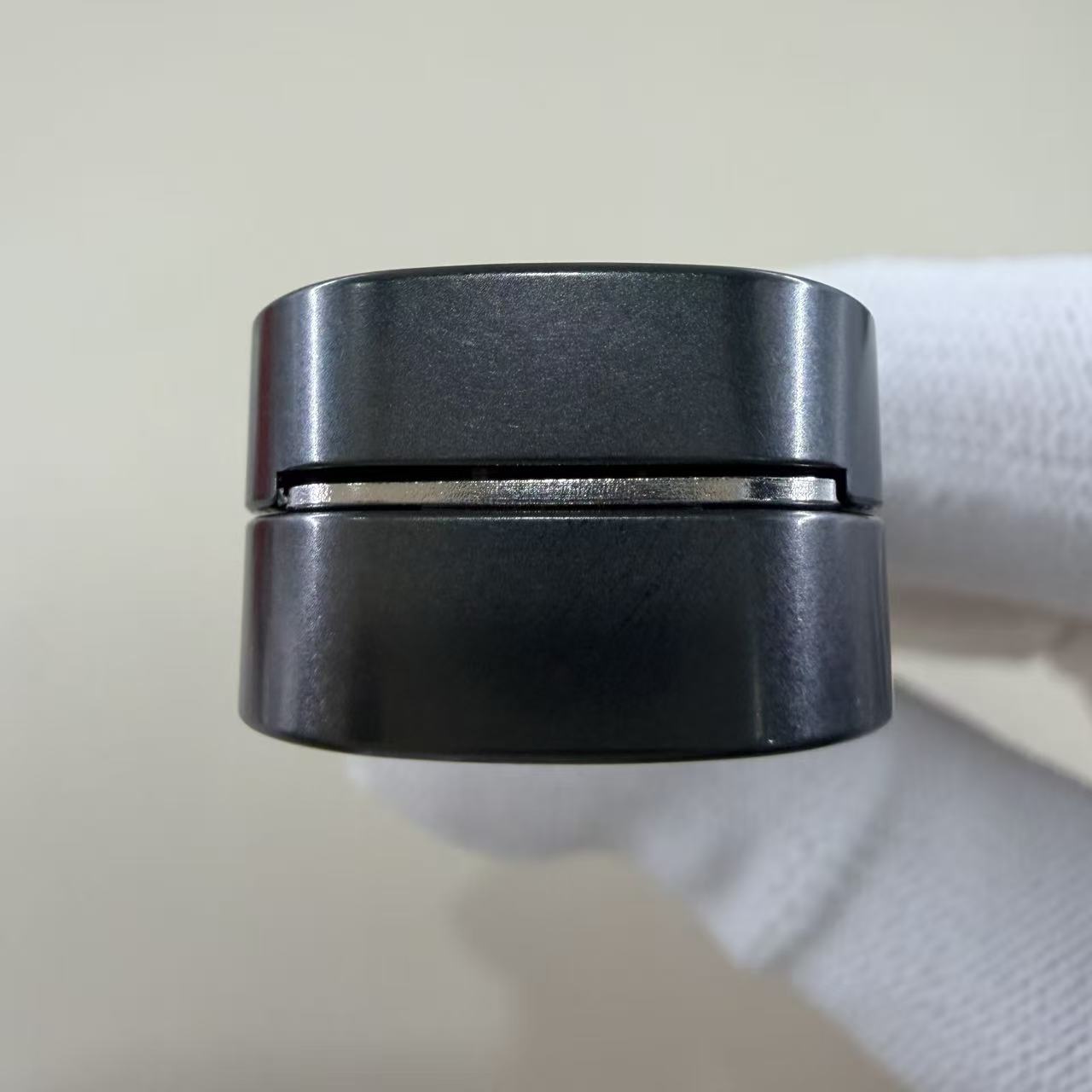 Feng Ling Zirconium