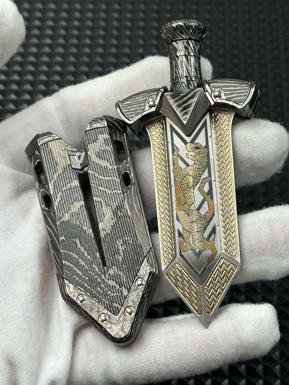 White Tiger Lake Sword Zircuti