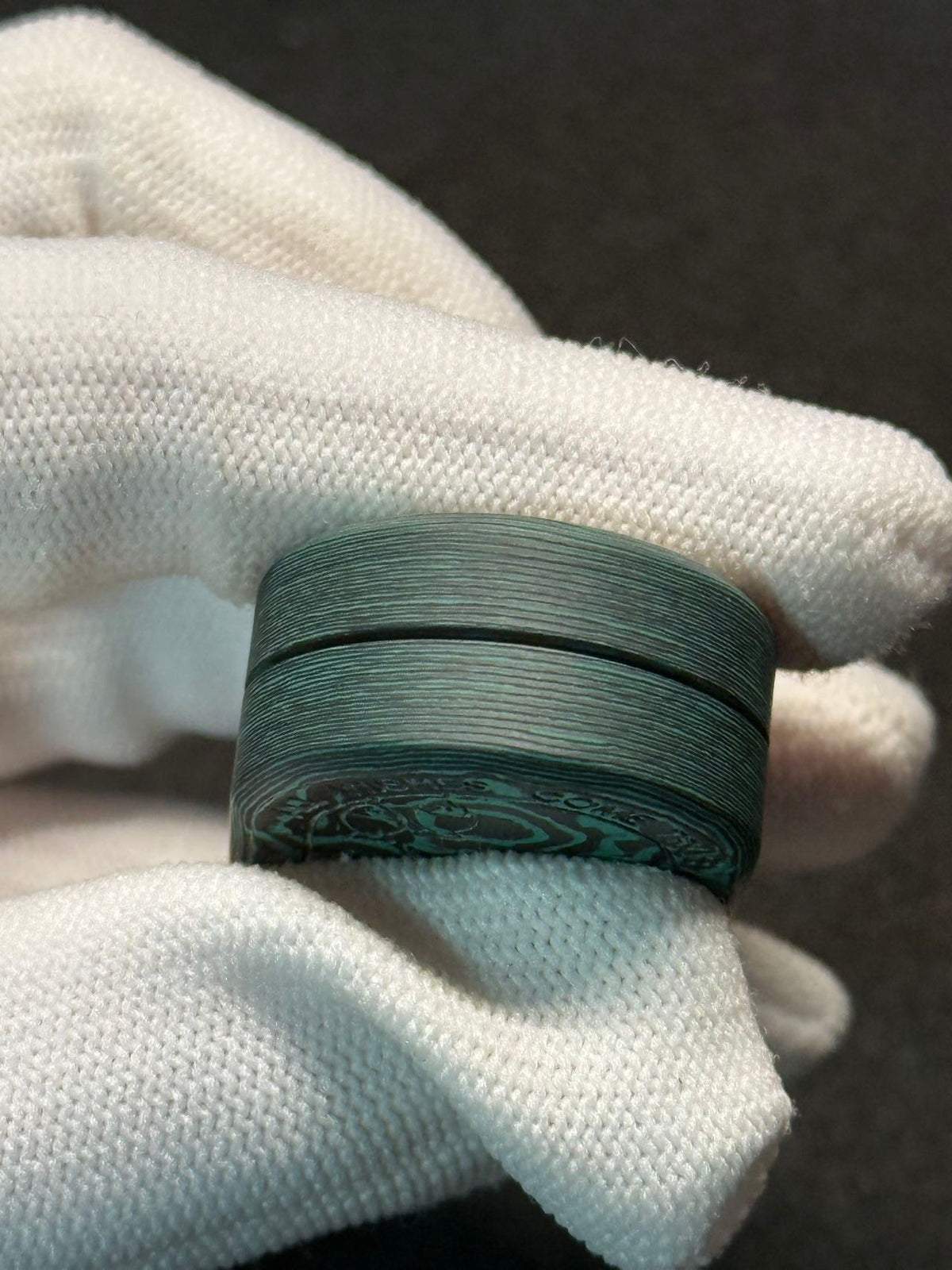 F2 Carbon Damascus