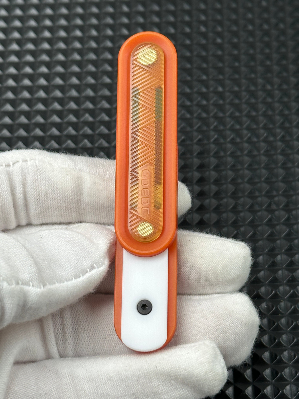 Spice Pin Resin