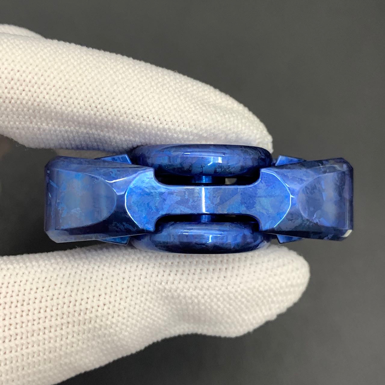 Pan Yixian Crystallized Titanium