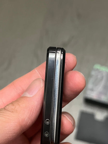 Eraser Zirconium