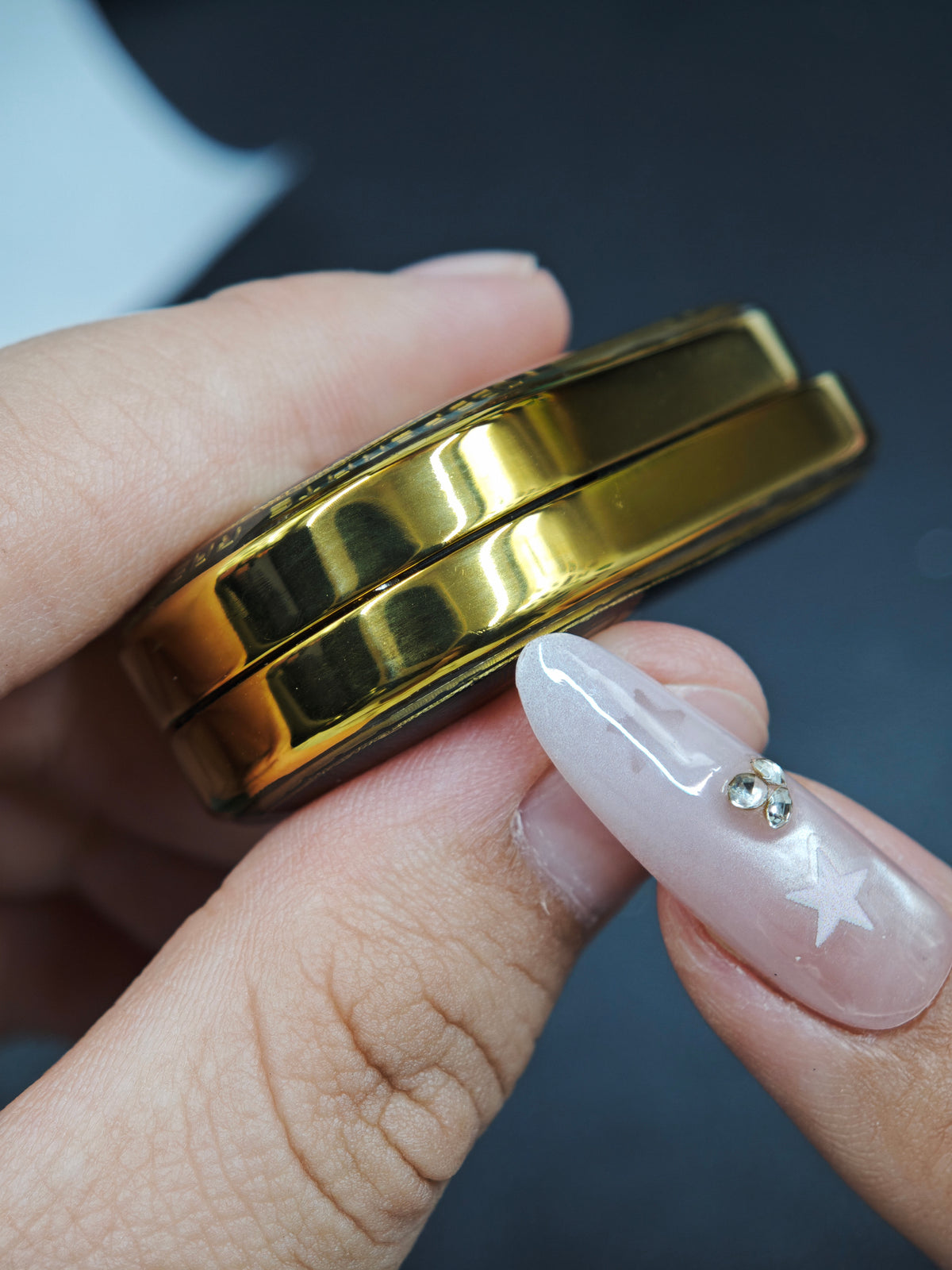 Groove Zirconium Gold Plated Resin-Sealed