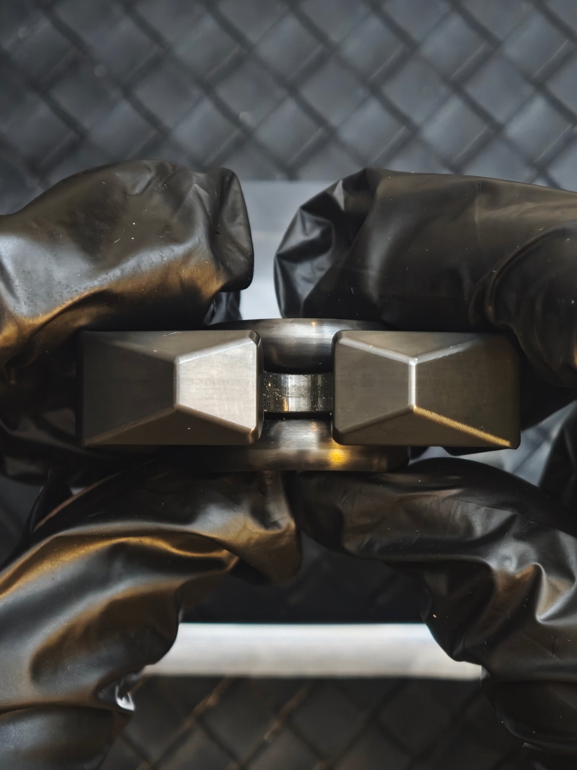Tri Leaf Crossbone Zirconium