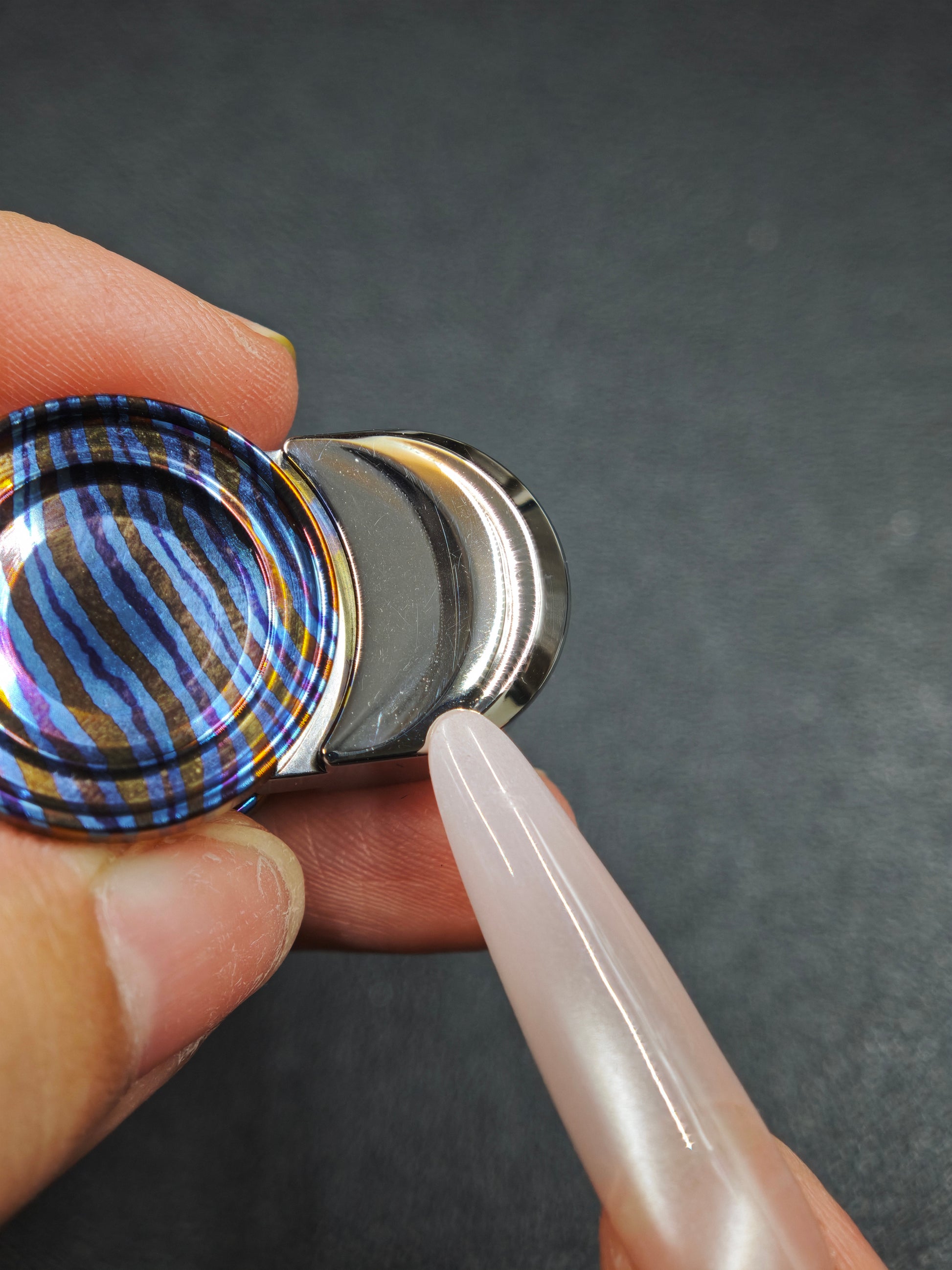 Stacked Mirror Stainless Steel Mokuti