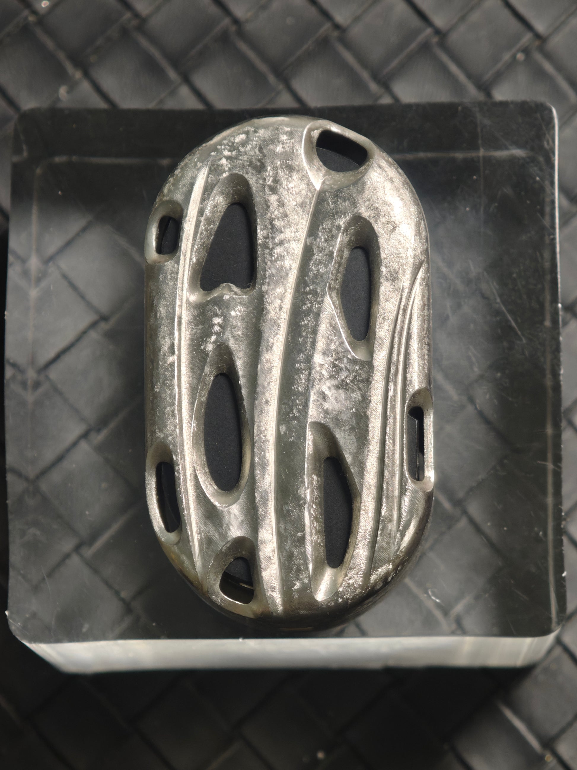 Lag Stainless Steel