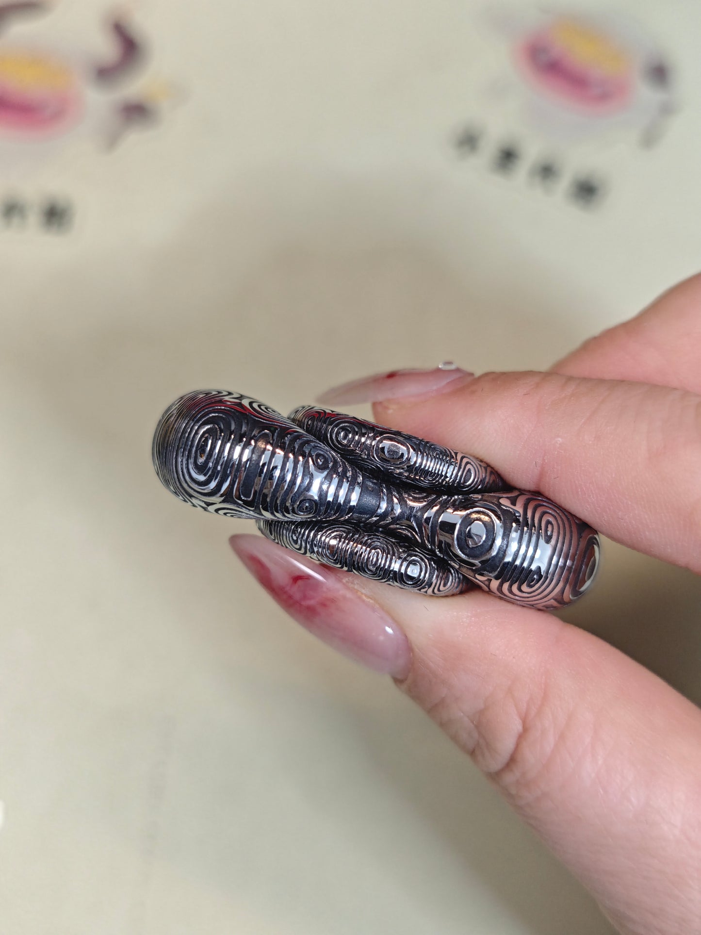 Two-Leaf Cell Damasteel
