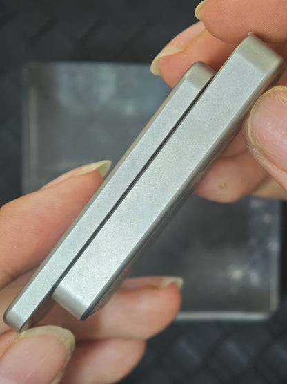 Chewing Gum 2.0 Titanium Limited Edition