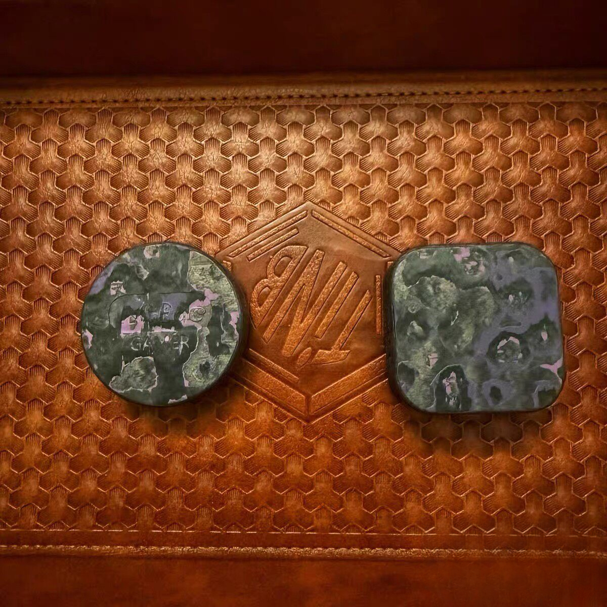 Gamer Carbon Damascus