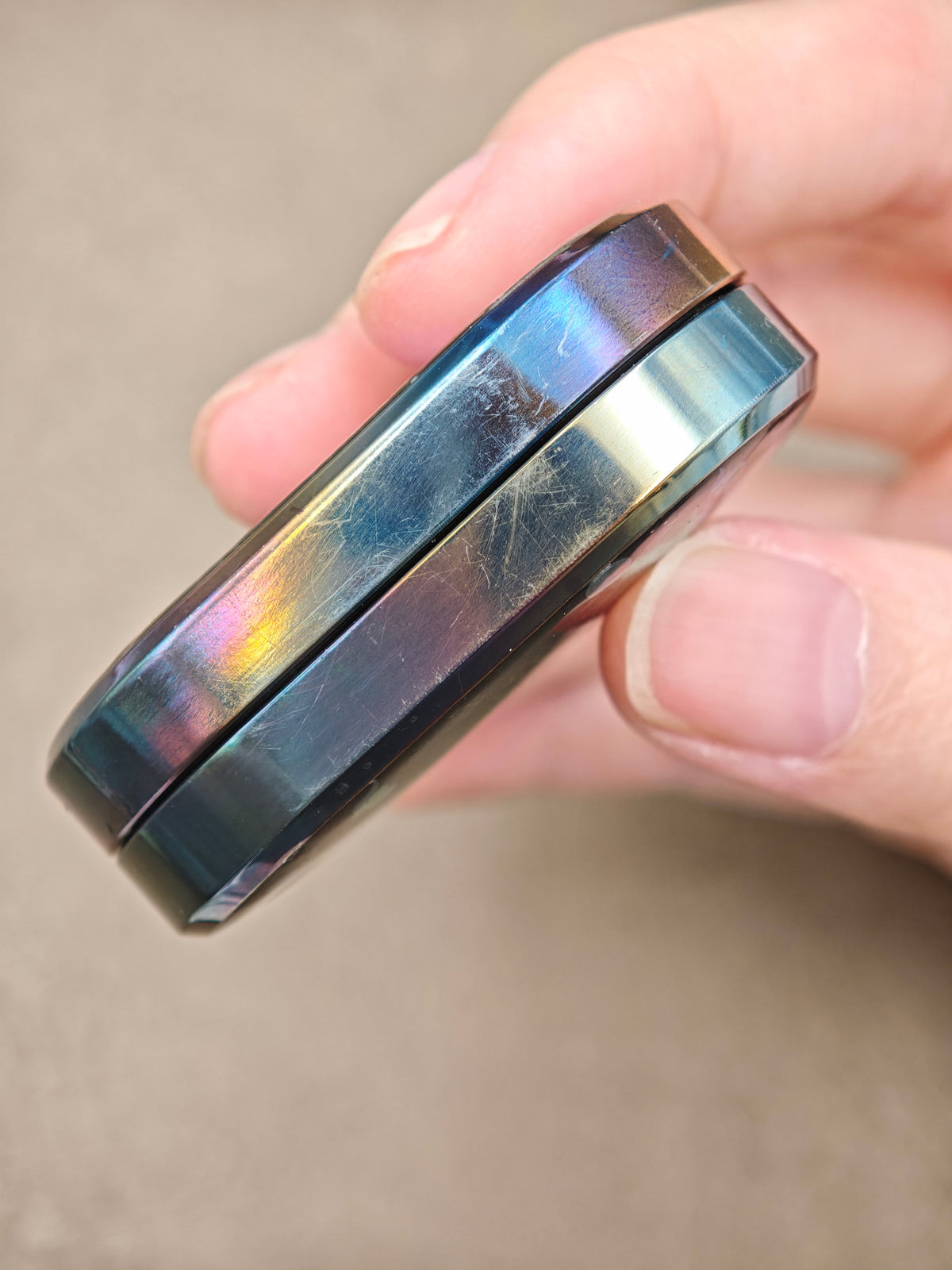 F2 Zirconium Resin-Sealed Oil Slick