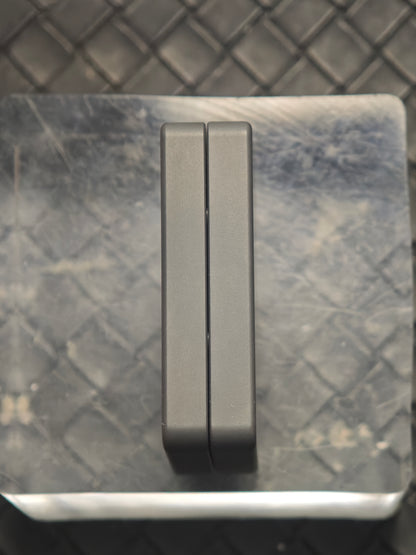 Mute Zirconium