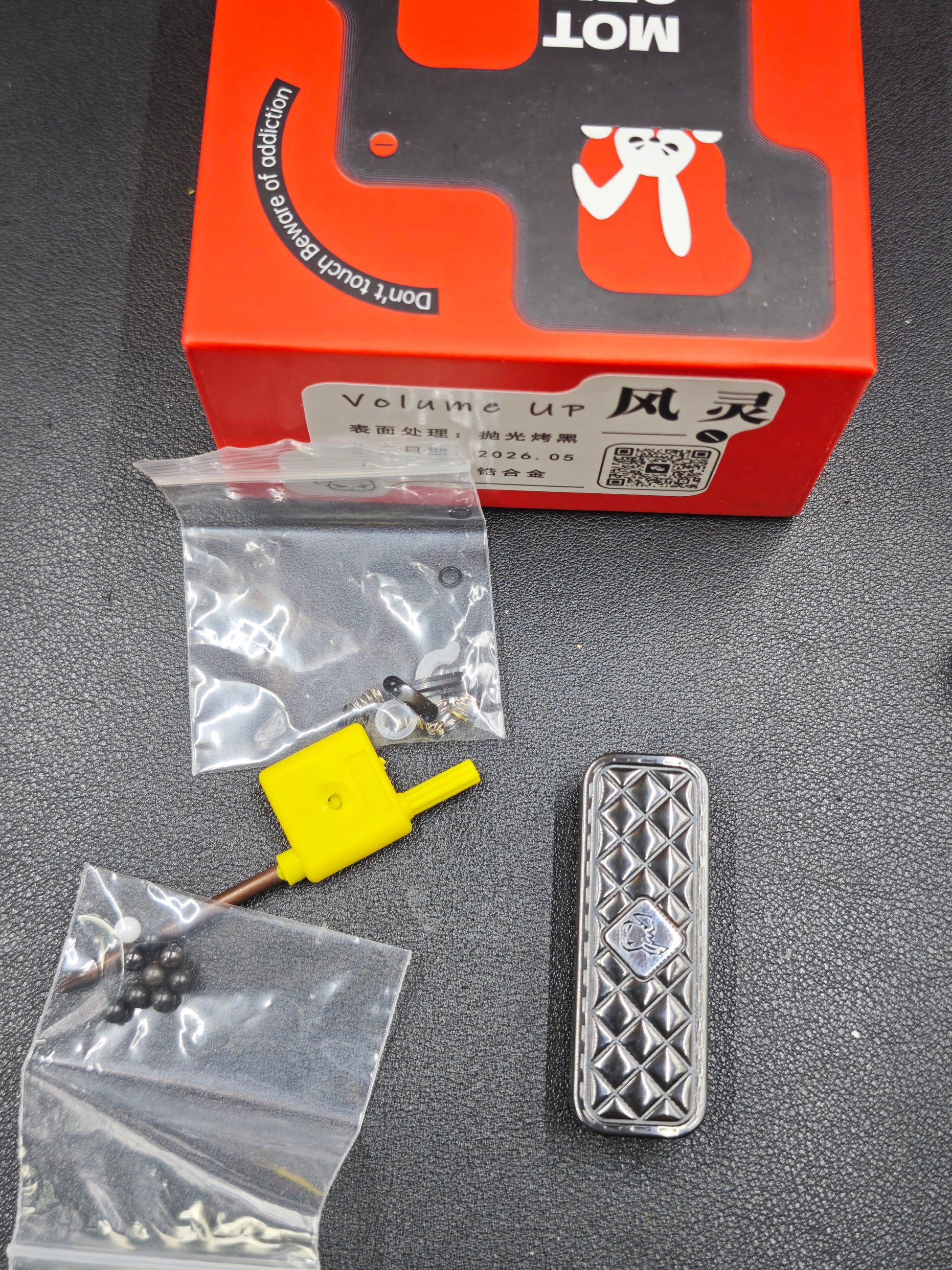 Feng Ling Zirconium