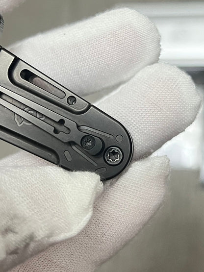Dimension Slash Pry Bar Titanium Limited Edition