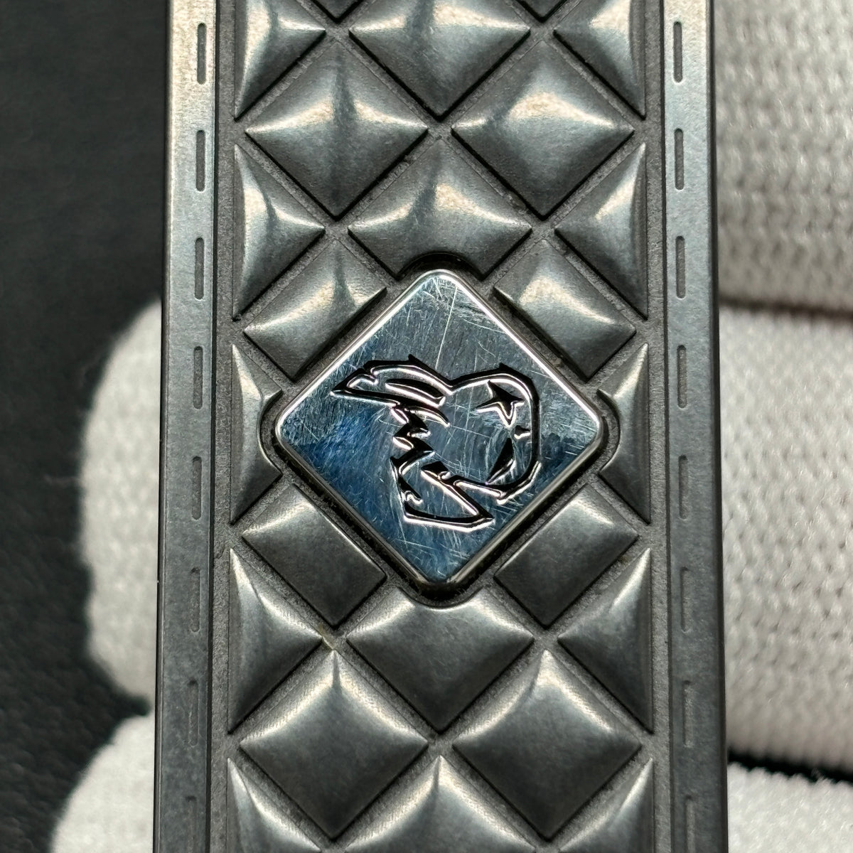 Feng Ling Zirconium