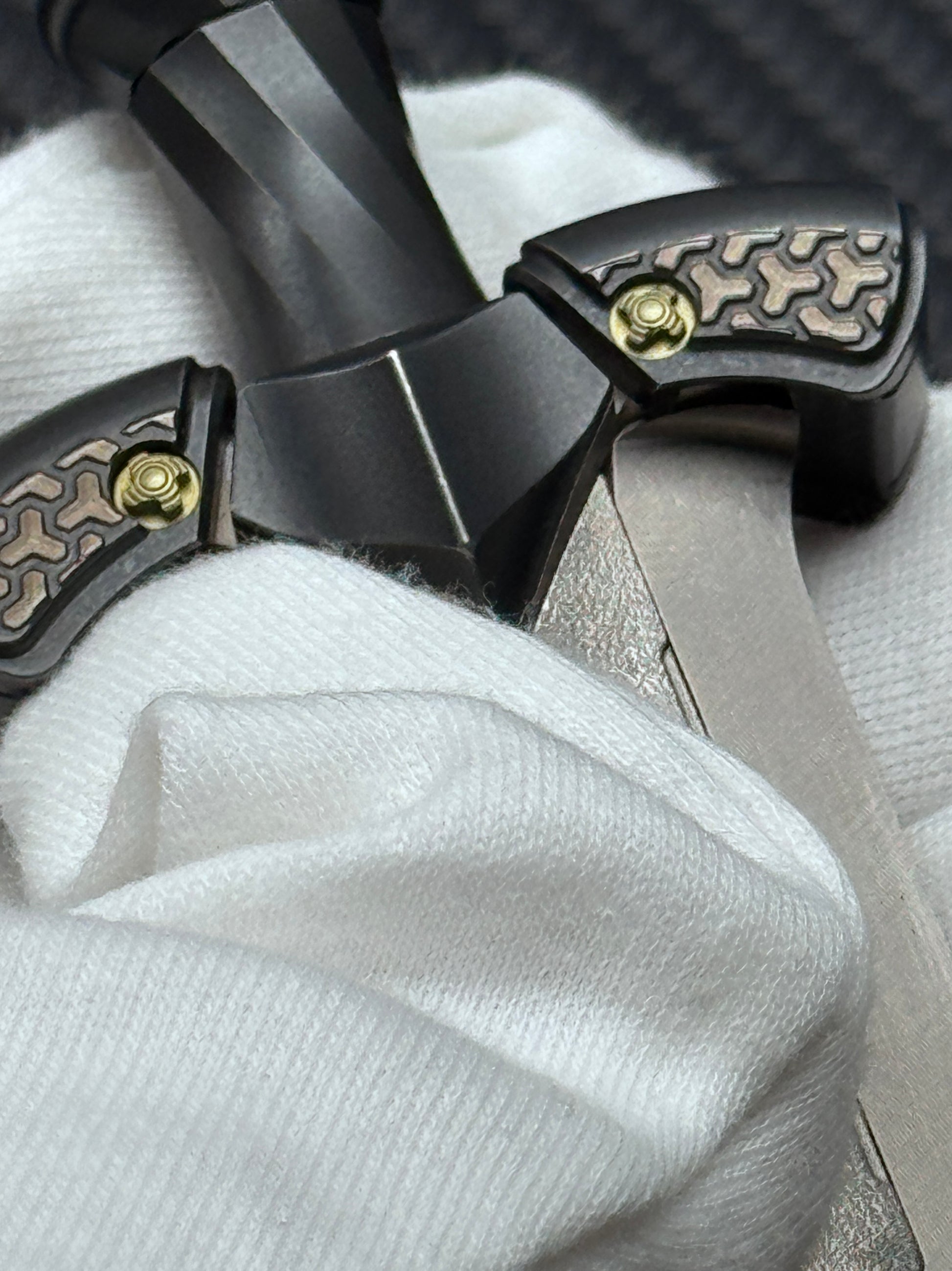 Pangolin General Lake Sword Titanium