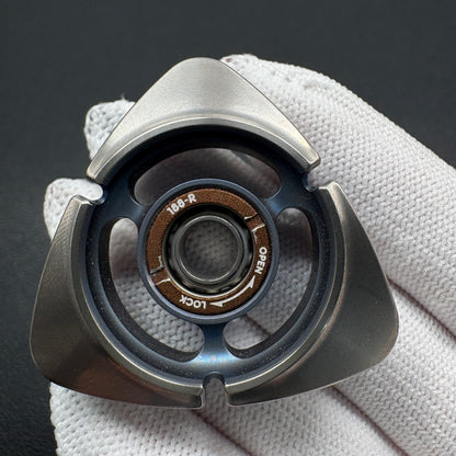 BIT 04 Titanium