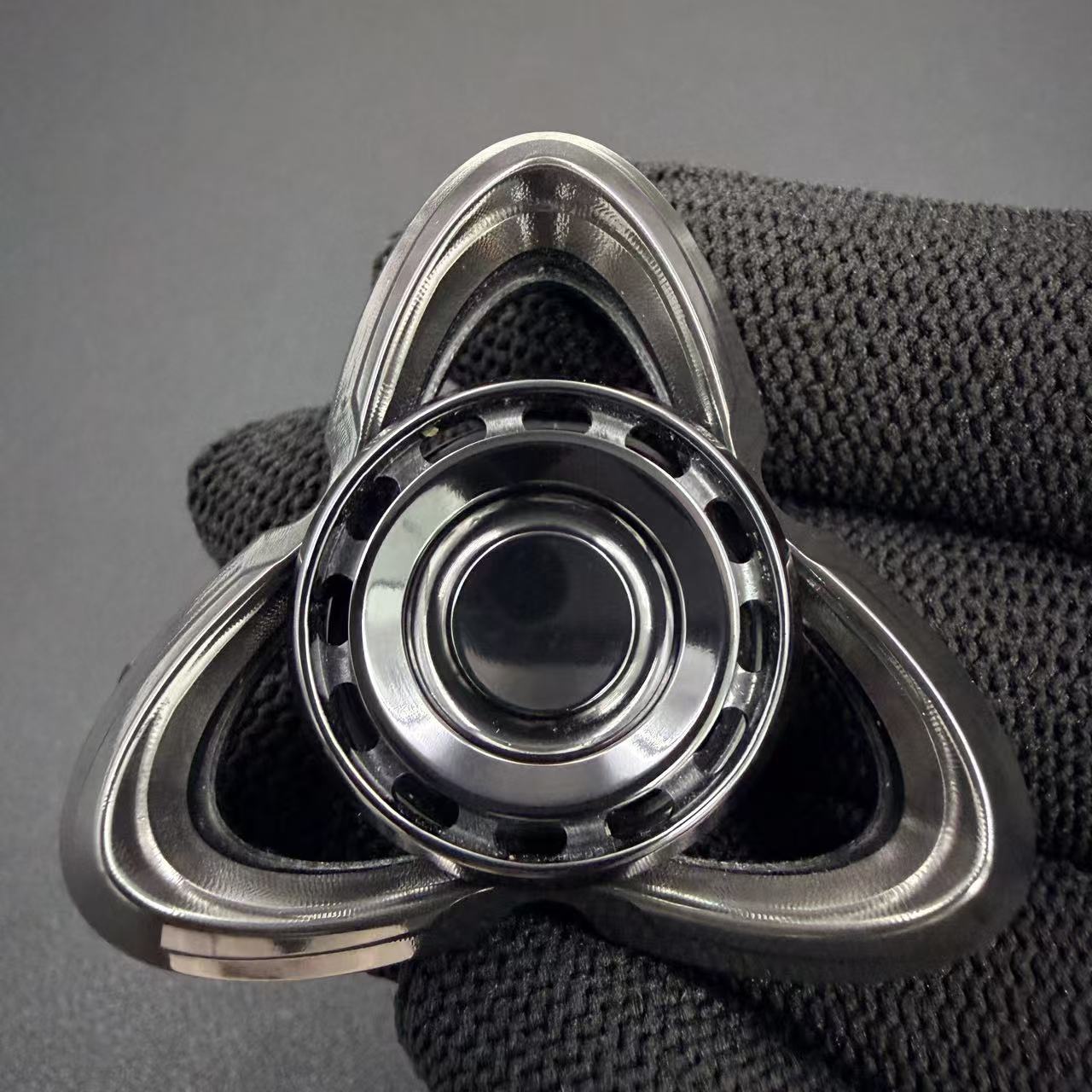 Cat's Eye Zirconium Polished
