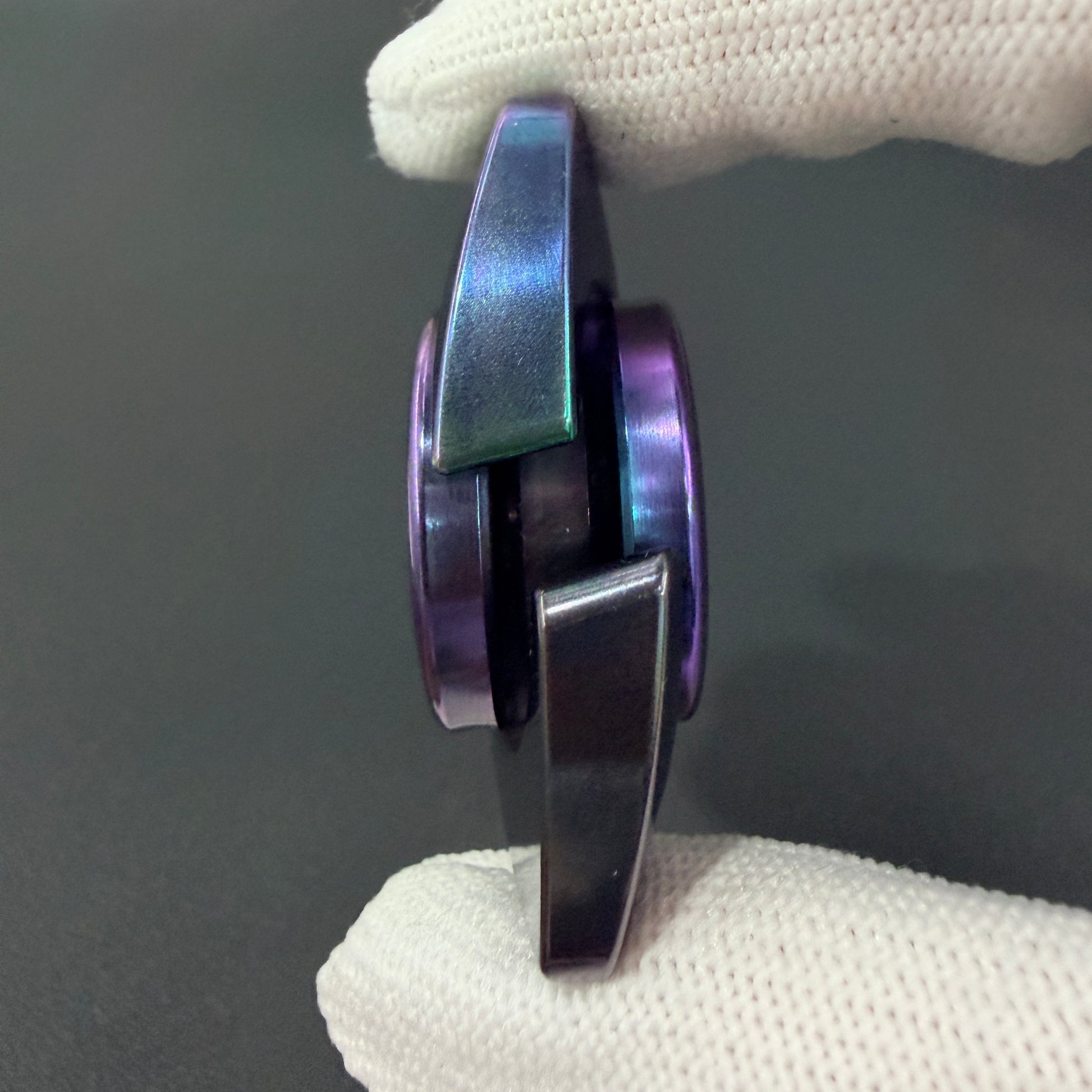 Special Material Cloud Pivot Tungsten