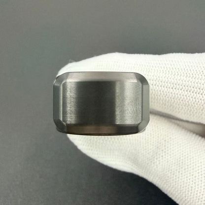 Floating Shadow Zirconium