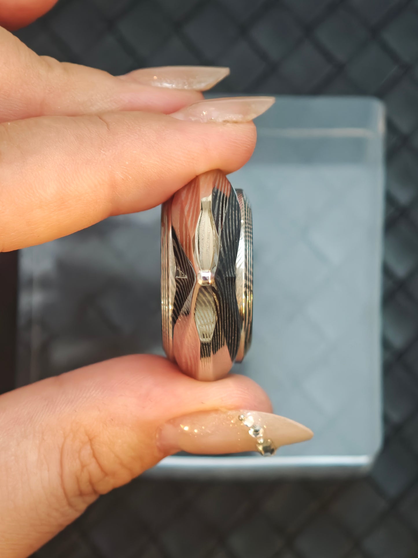 Magic Play Zirconium Ma Sagittarius Damasteel