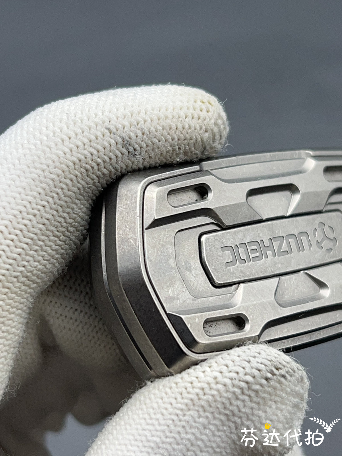 Gamut Titanium
