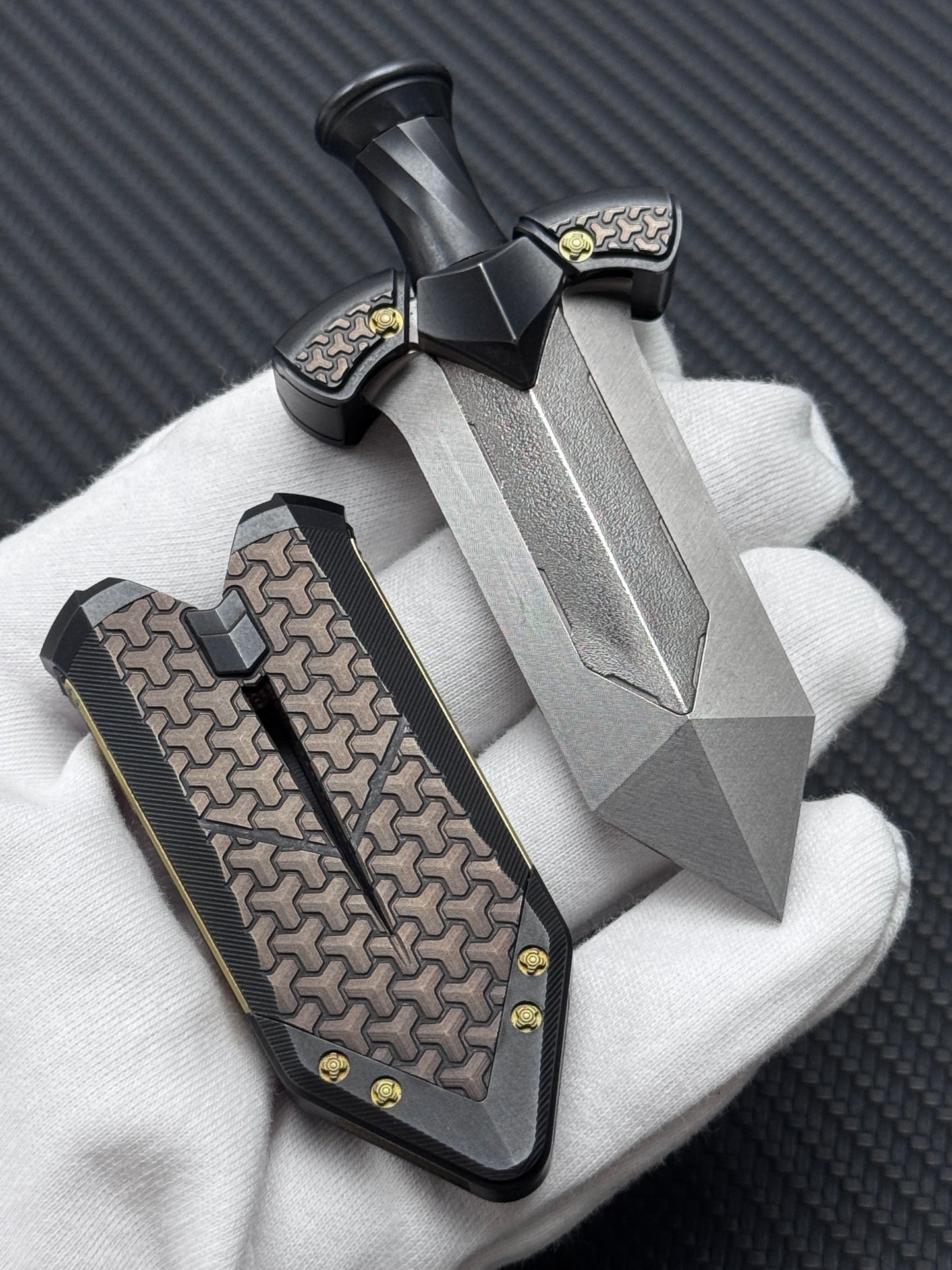 Pangolin General Lake Sword Titanium