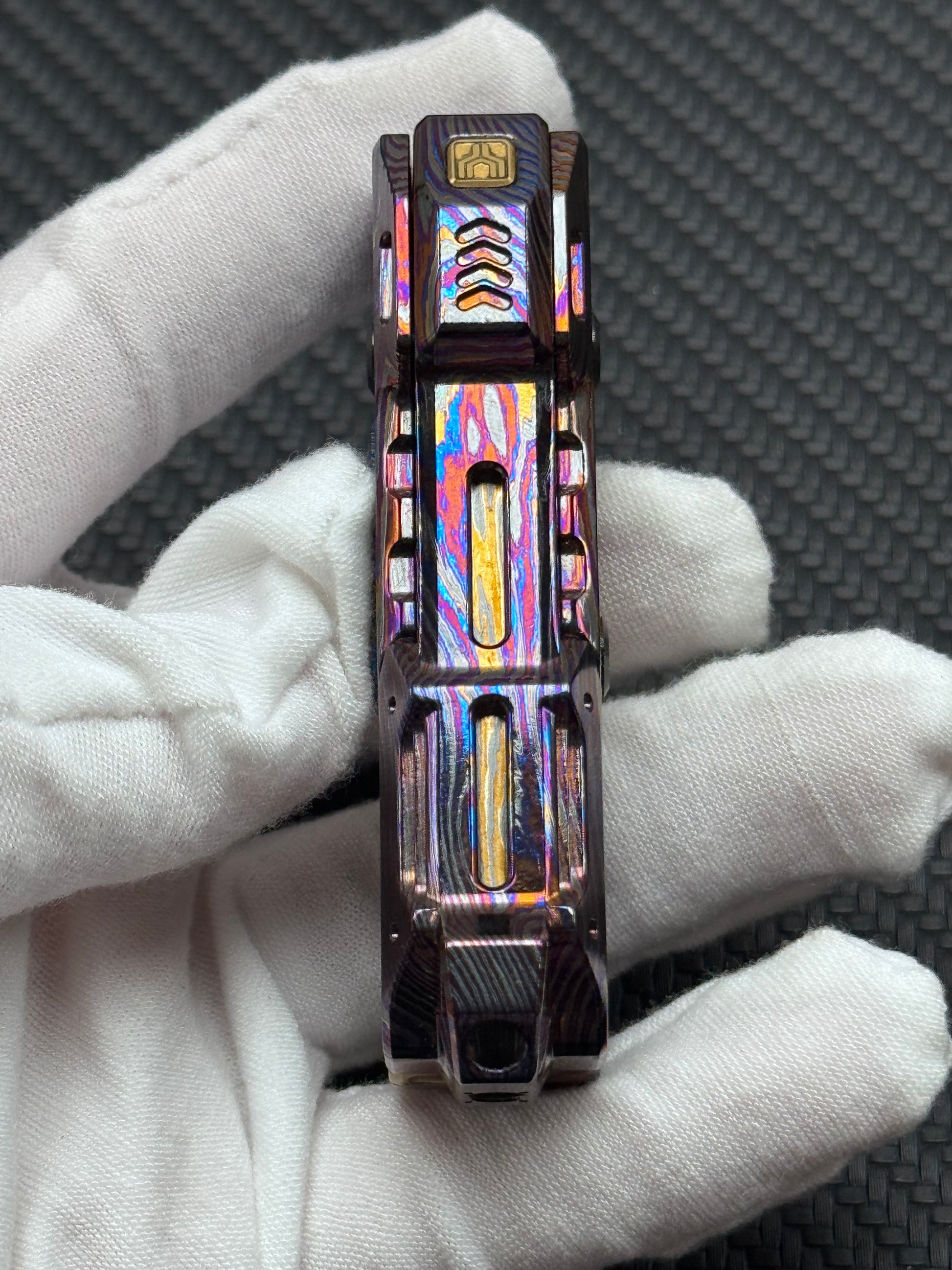 MT99 Zircuti