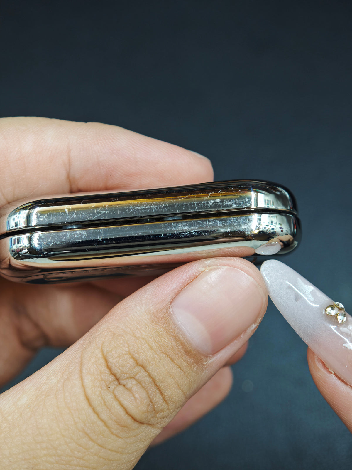 Floating Cloud Titanium Polished