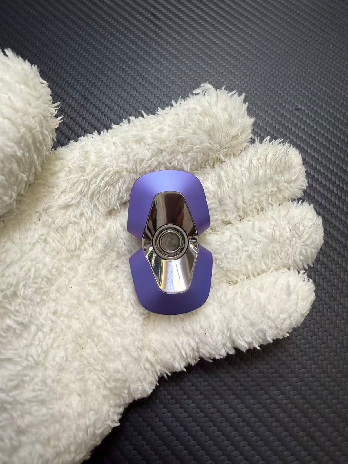 Lentic Titanium