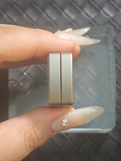 Root Three Titanium