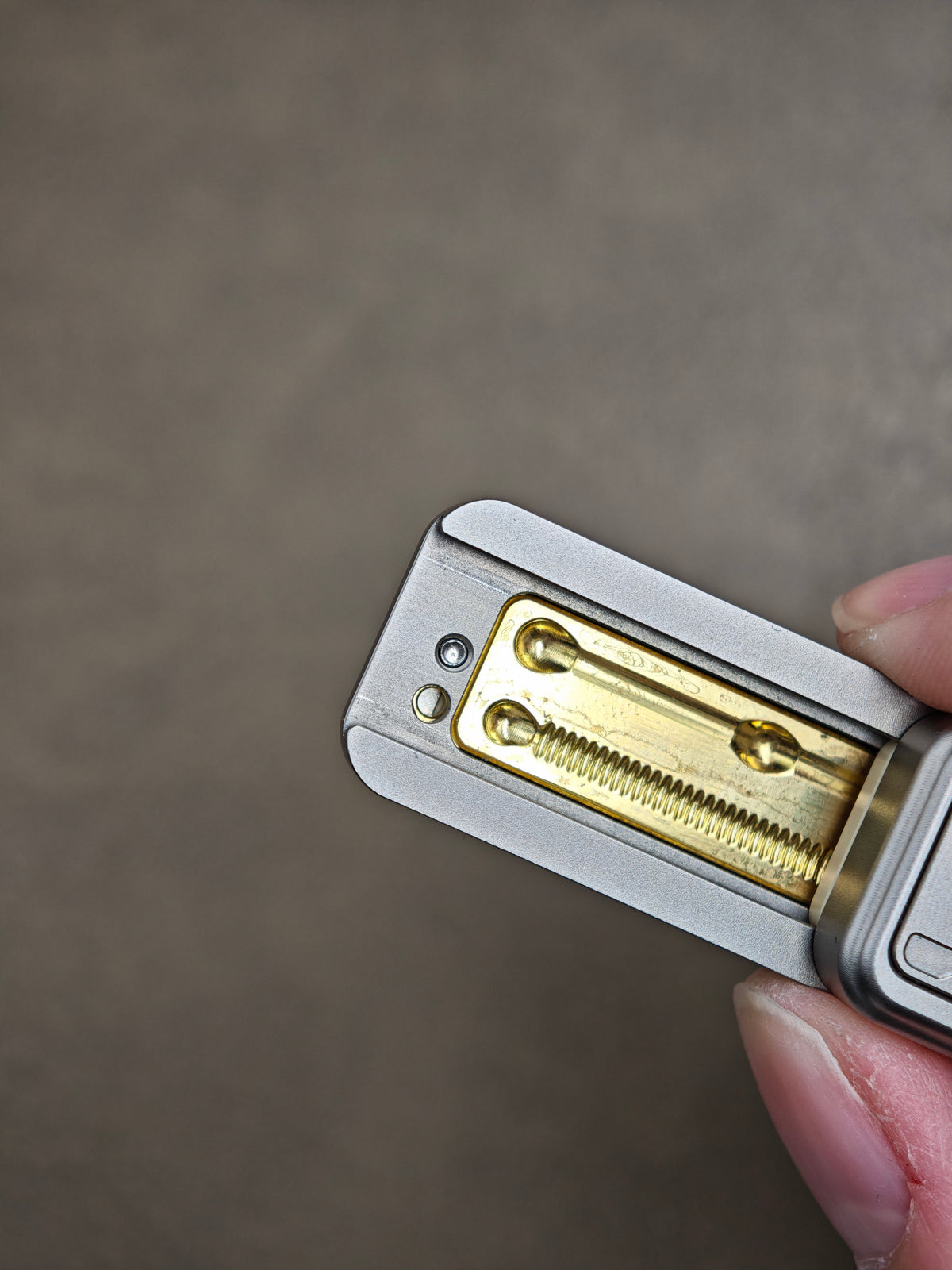 Yaozai Stainless Steel Resin-Sealed