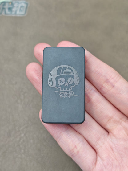 Mute Zirconium