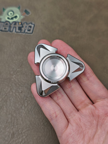 Tri Leaf Vida Stainless Steel