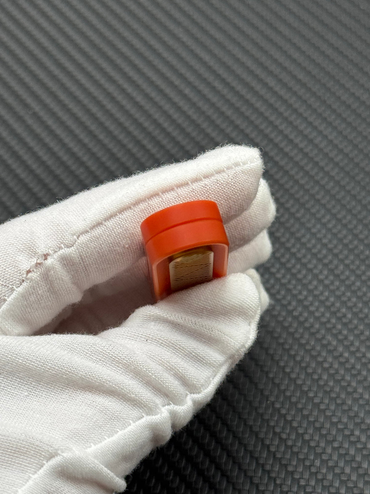 Spice Pin Resin