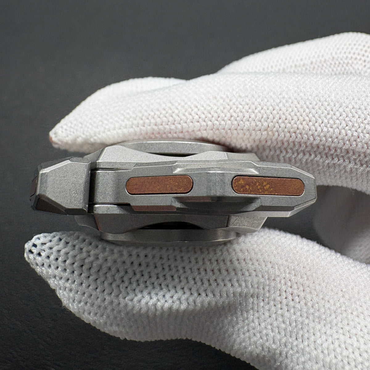 Haze Shell Opening Stainless Steel