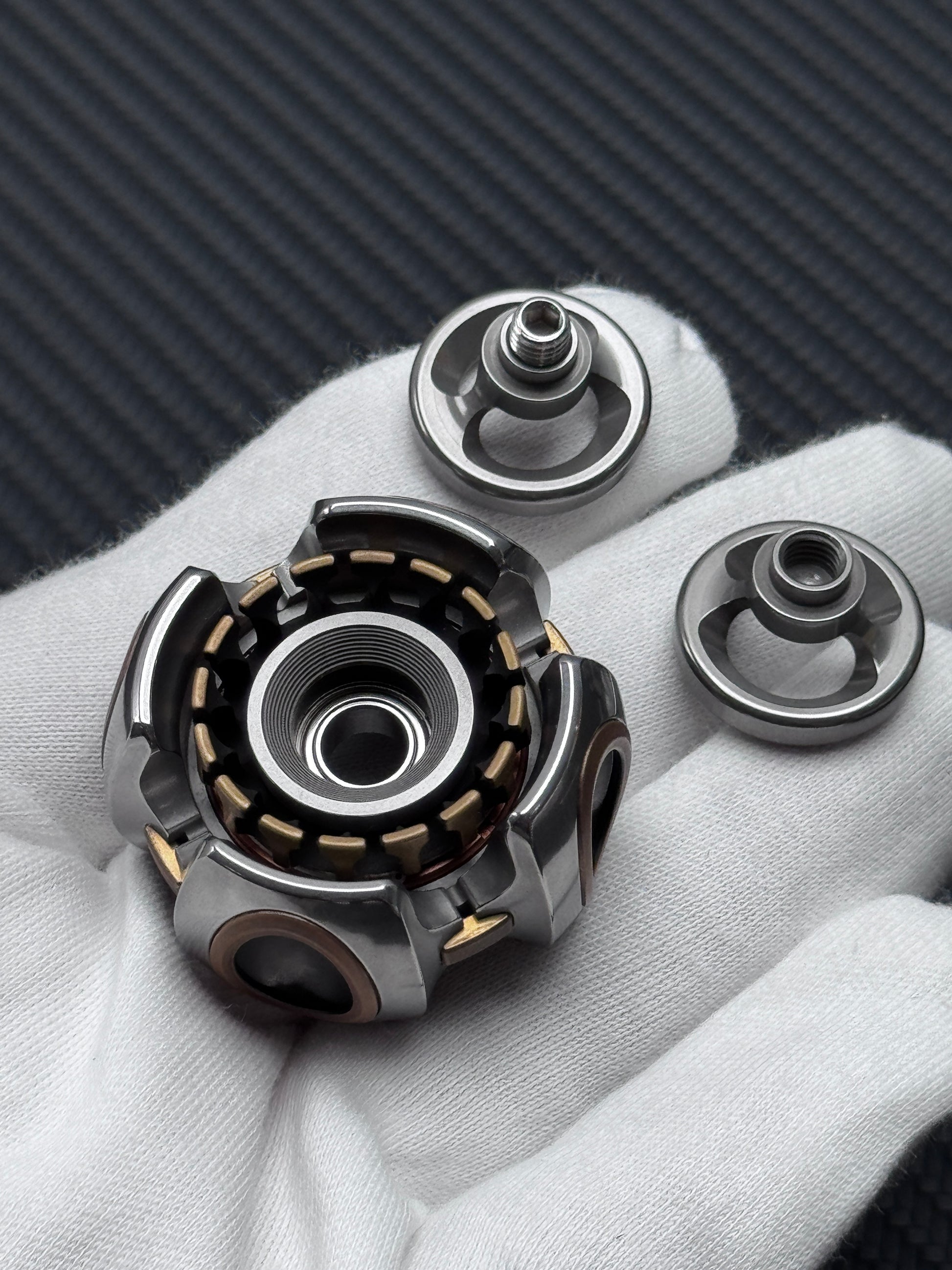 Noiz O Brass Stainless Steel