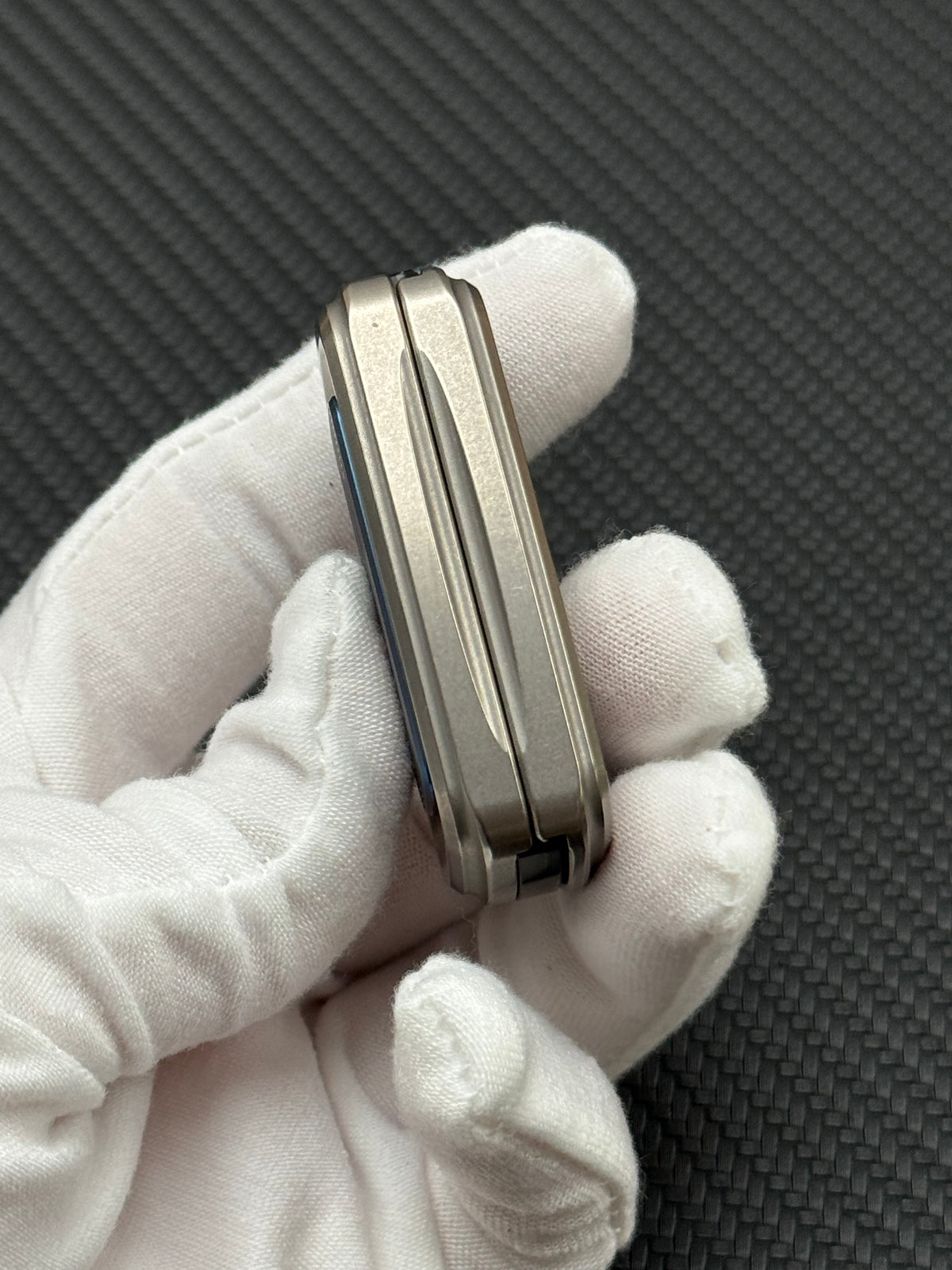 Wormhole Stainless Steel