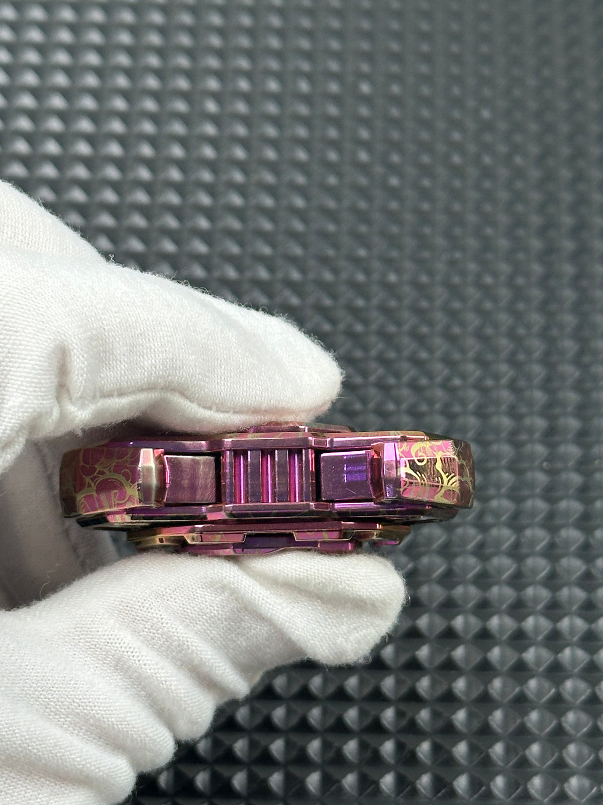 Triple Leaf Ignition Shell Opening Zirconium Color-Anodized Polished