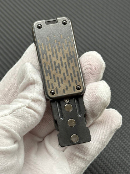 Pop Up Zirconium