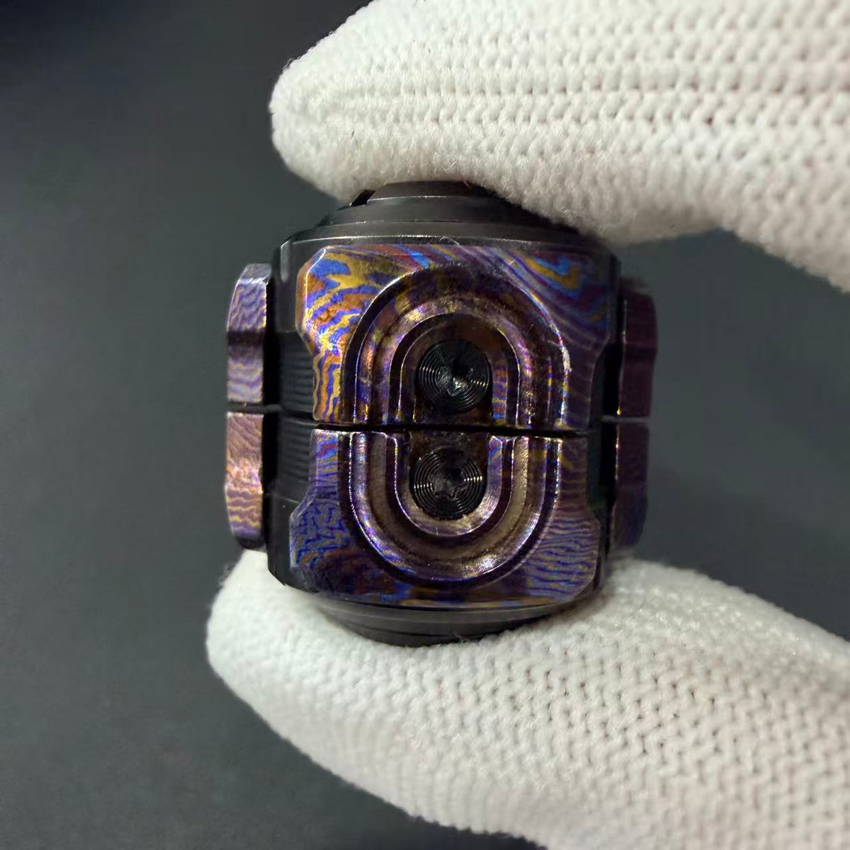 SHAKE Mokuti Titanium
