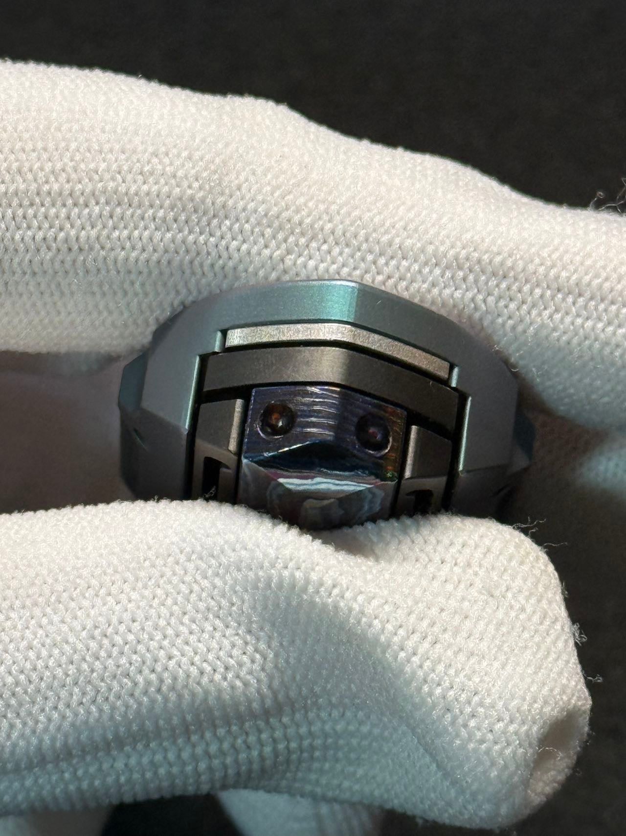 Roche Strike Titanium