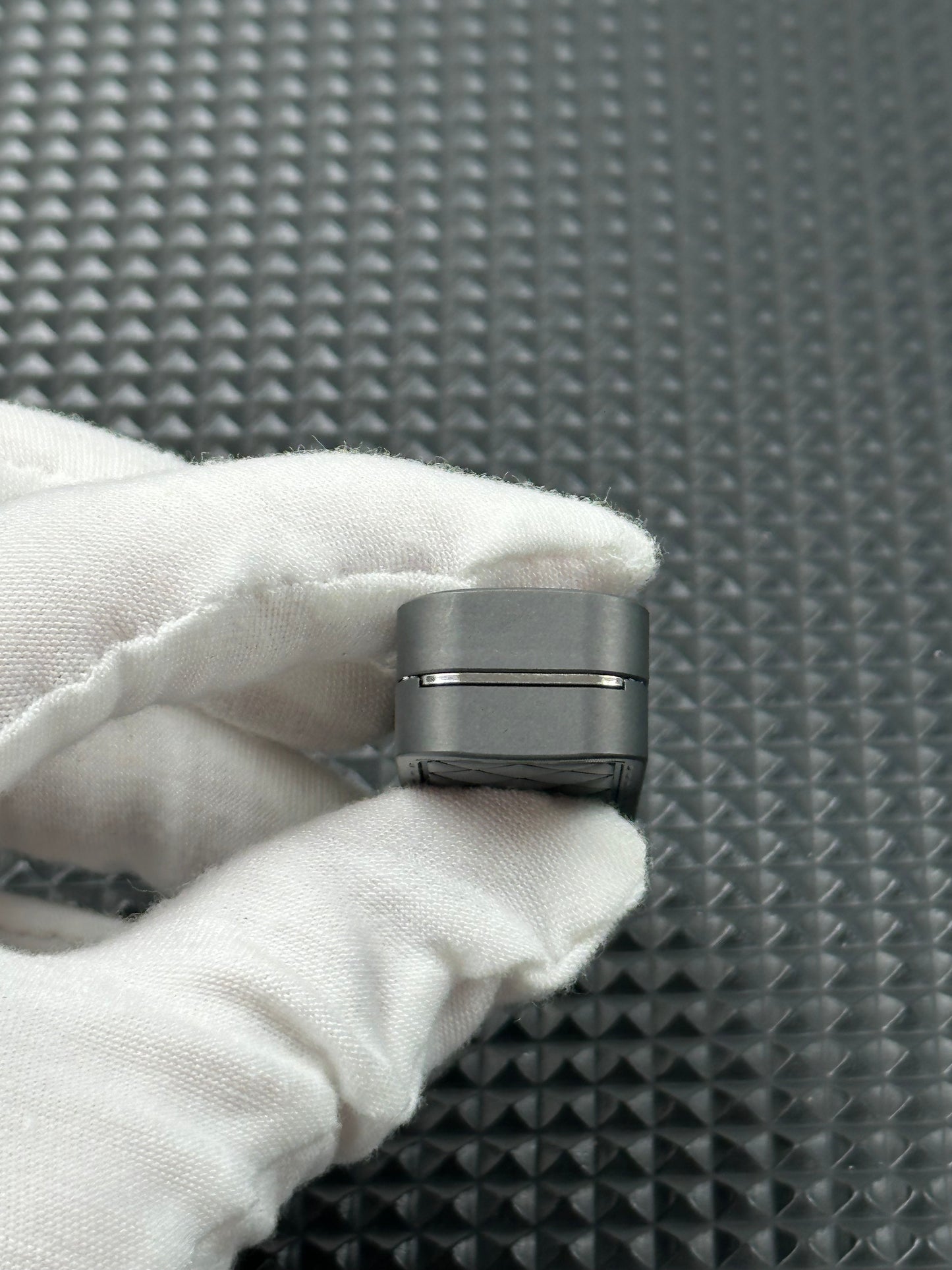 Feng Ling Zirconium