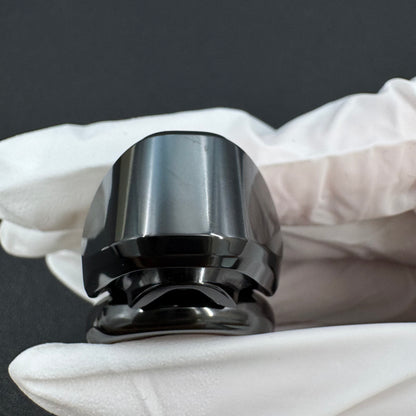 Pan Yixian Zirconium