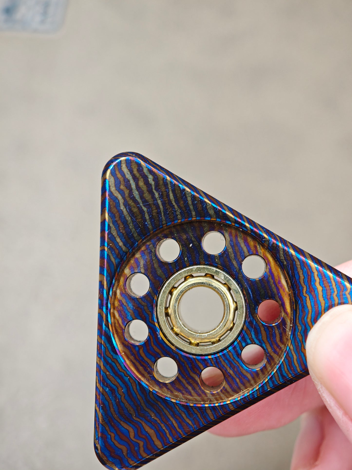 Little Triangle Titanium PEI Mokuti