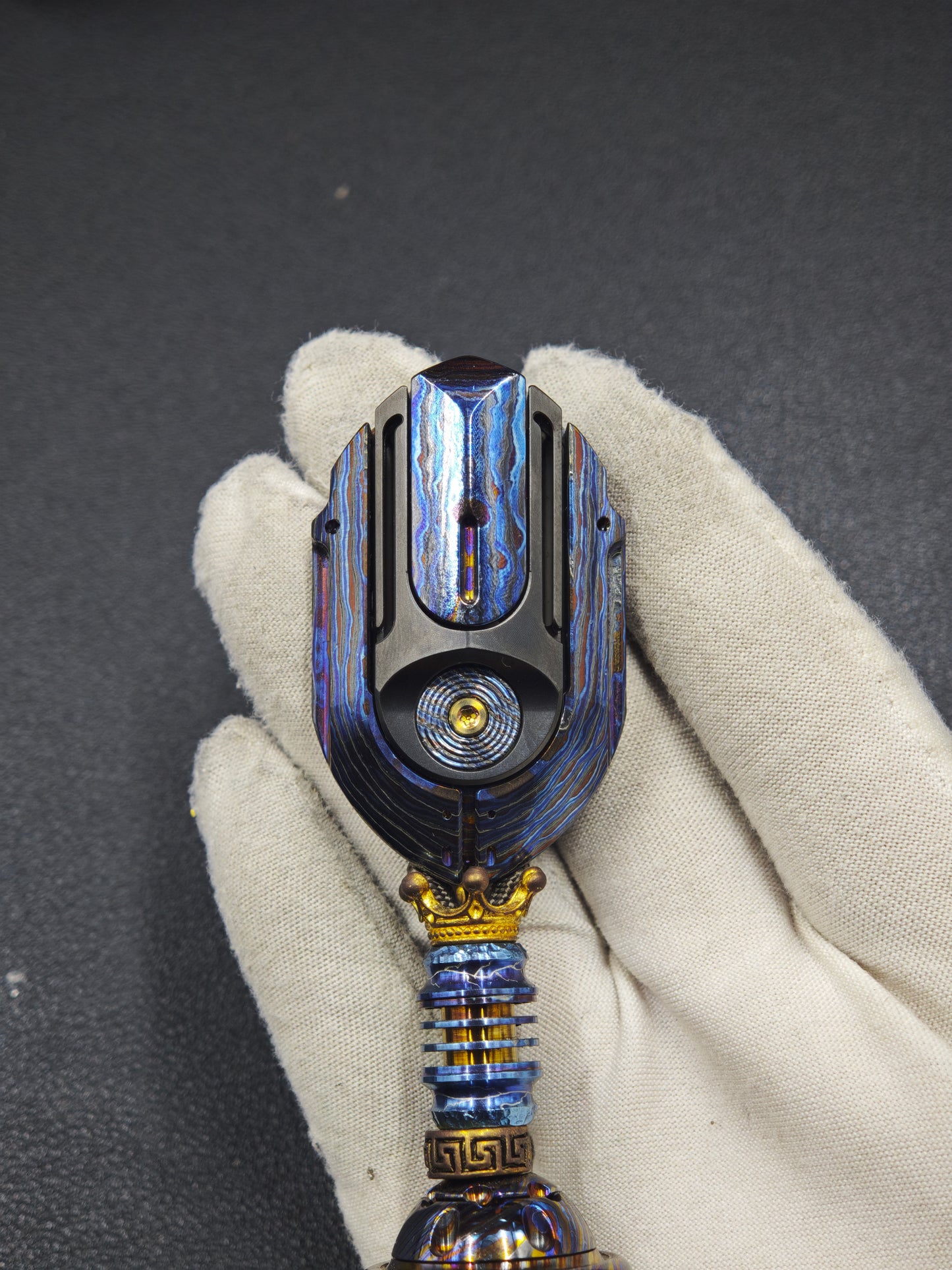 Roche Strike Zircuti