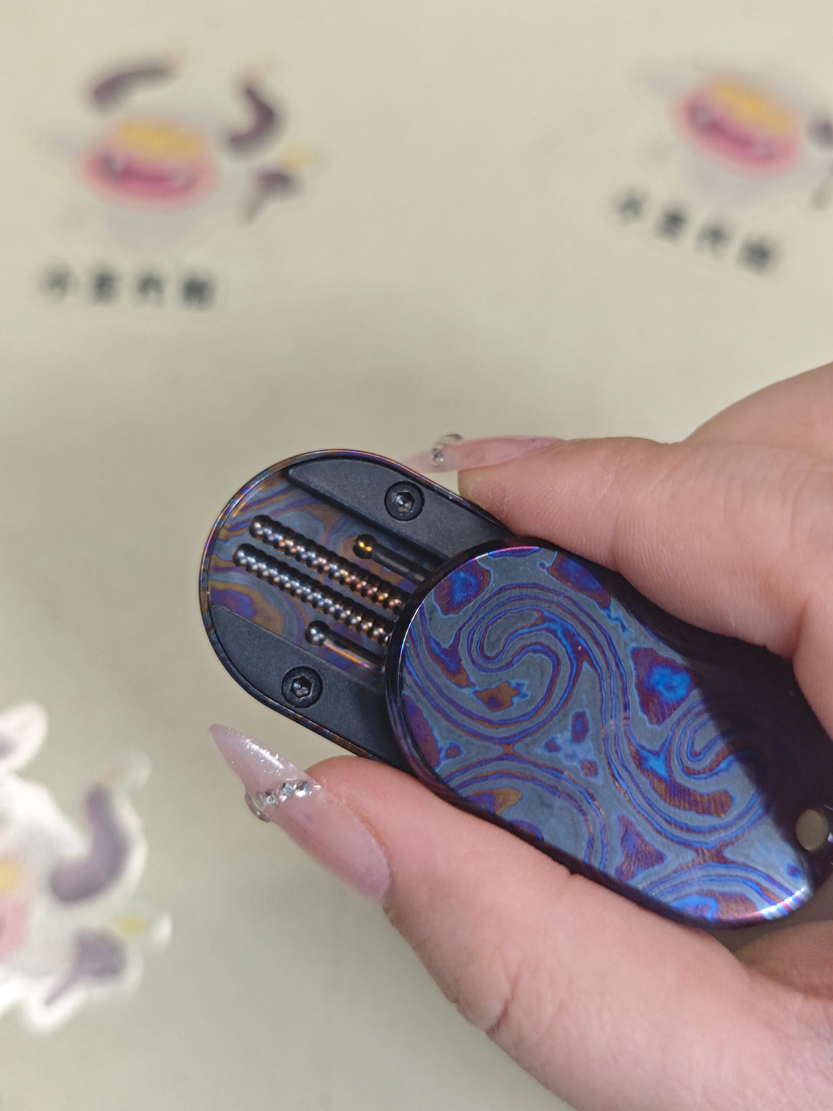 F2.9 Zirconium Zircuti