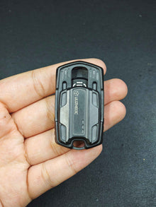 Thousand machines Zirconium