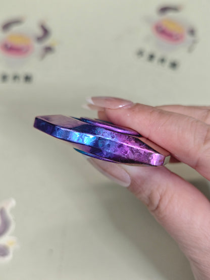 Phantom Dual Leaf Crystallized Titanium