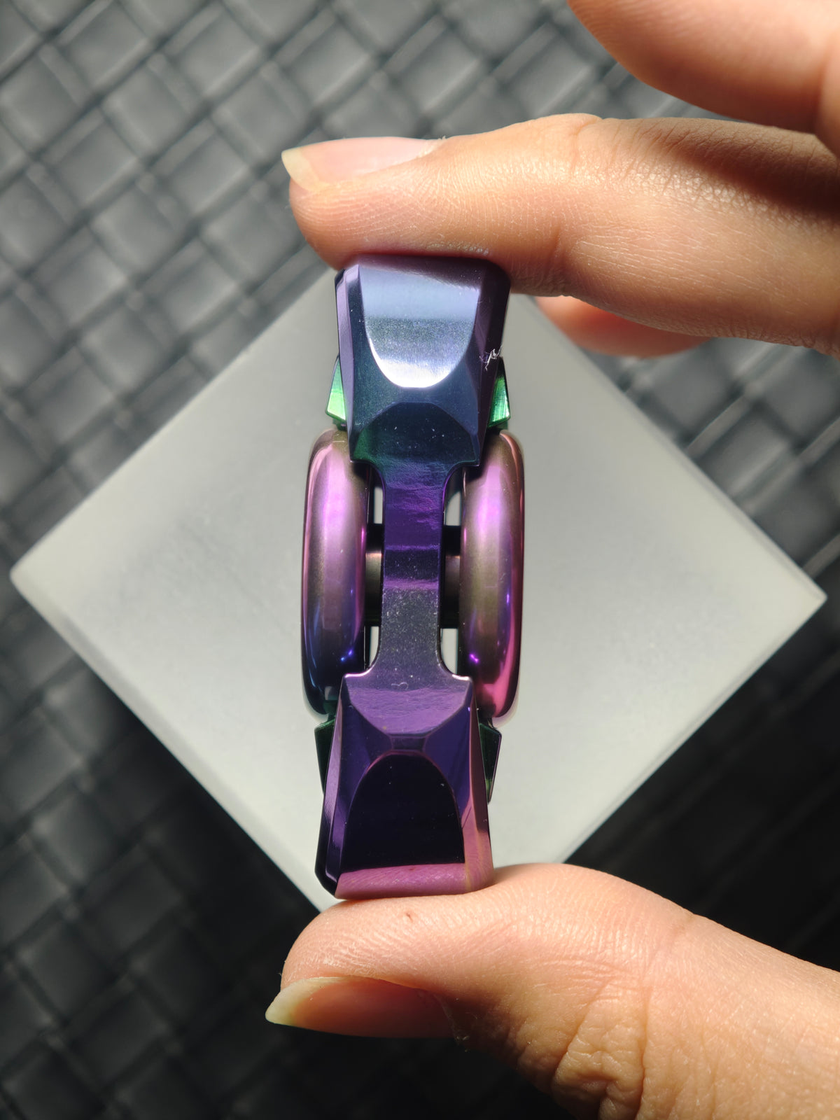Pan Yixian Tungsten Color-Anodized Limited 30